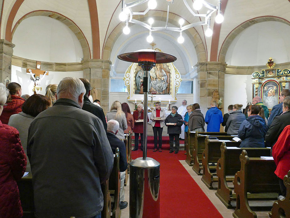 Familiengottesdienst zum Erntedankfest in der Weingartenkapelle (Foto: Karl-Franz Thiede)